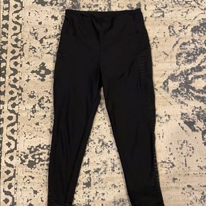Marika High rise black legging with side pocket